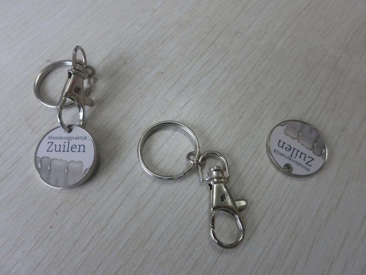 Metal trolley coin keychain Ø25mm with bespoke print image