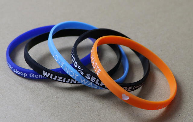 Custom silicone wristbands 6mm — slim, subtle bracelets with your logo